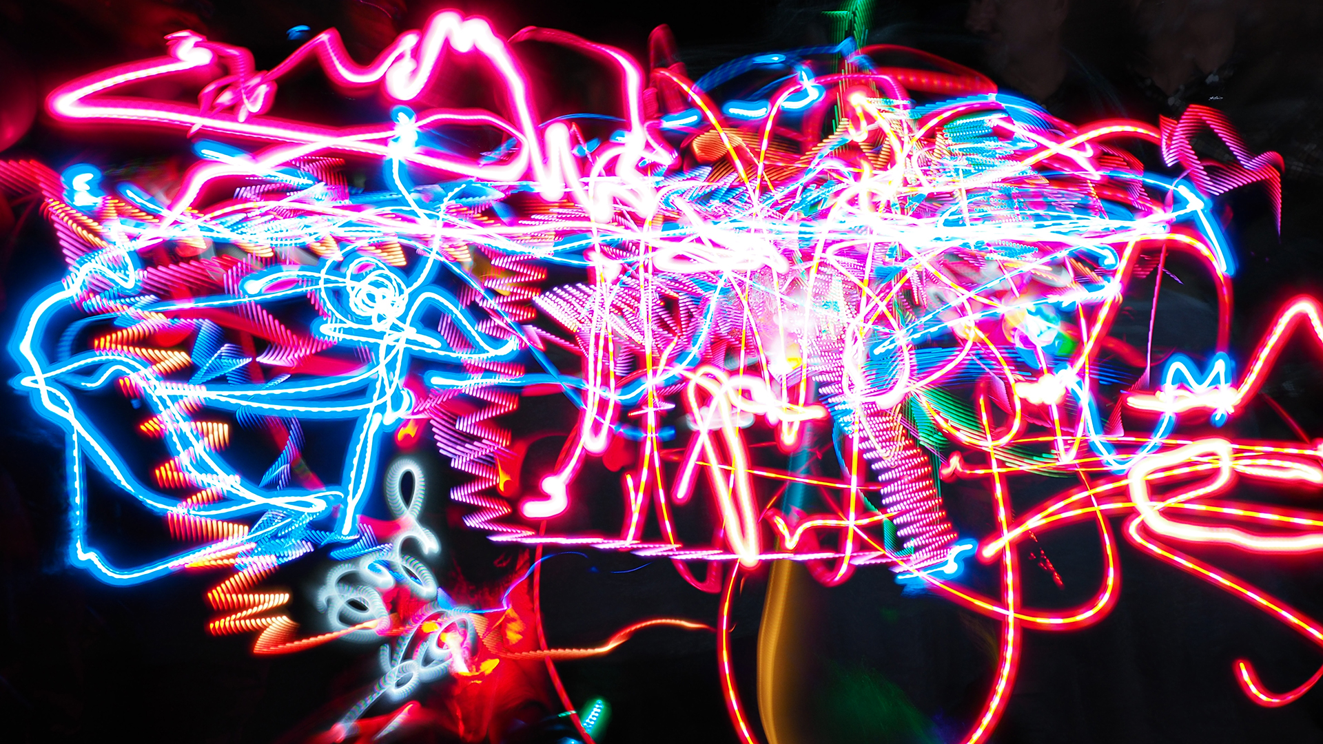 PICTOLUM LIGHT PAINTING-PLEIN LES MIRETTES-12-Centre des Arts-Enghien-les-Bains